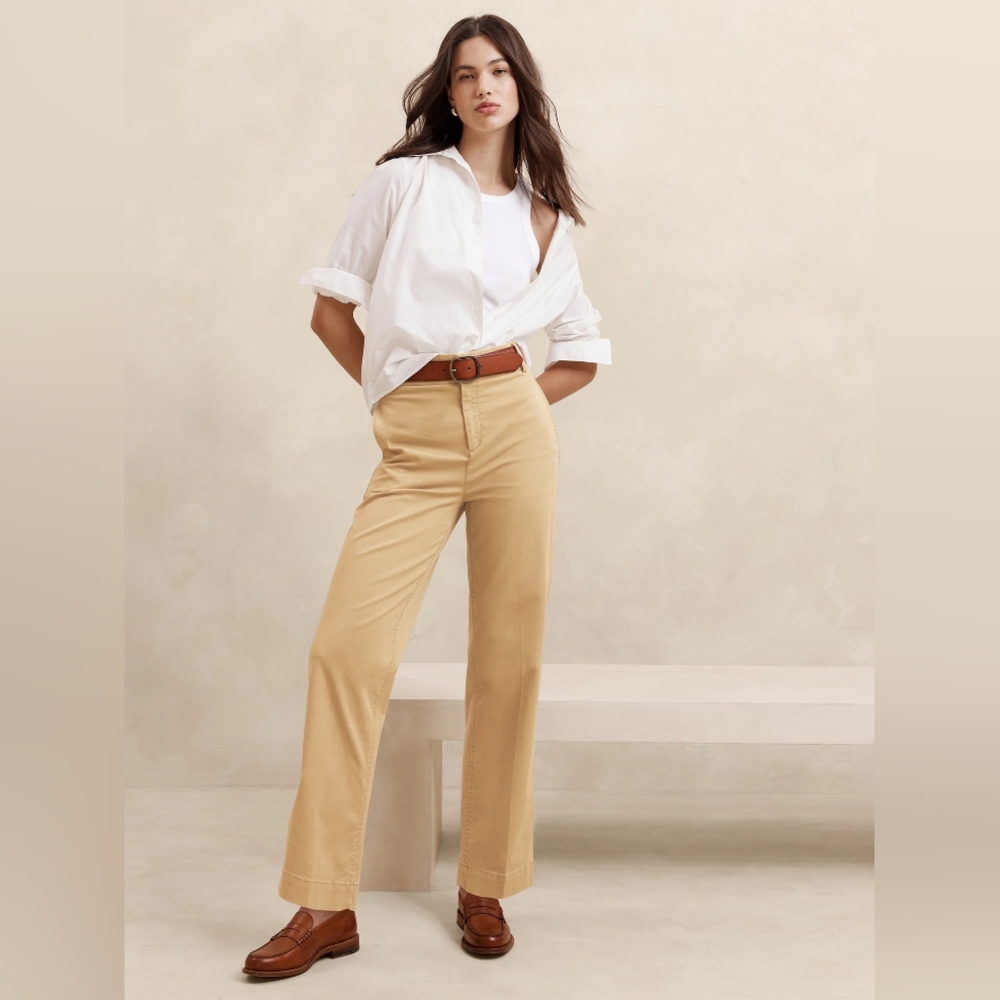 Banana Republic Straight Chino